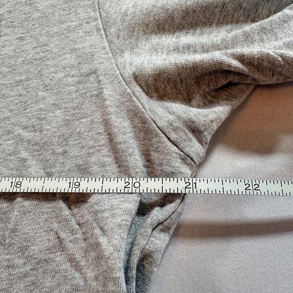 Vineyard Vines Mens Gray Lacrosse Whale Graphic Pocket T-Shirt Size M Cotton - Picture 5 of 8